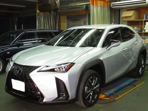 ＬＥＸＵＳ　レクサス　ＵＶ250ｈ　Ｆスポーツ　磨き＆ガラスコーティング＆オプション施工終了