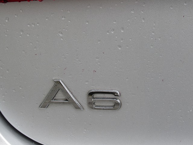 Audi　アウディ　Ａ6　 2.8 FSI クワトロ Sラインパッケージ 4WD（4GCHVS）