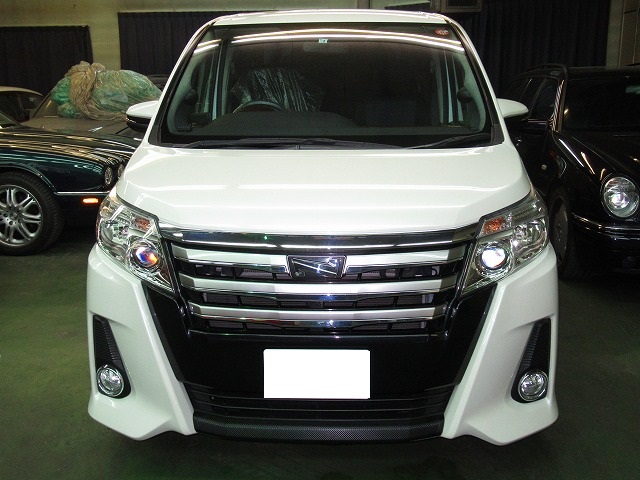 ＴＯＹＯＴＡ トヨタ ノア Ｓｉ（ZRR85WAPXSP ）