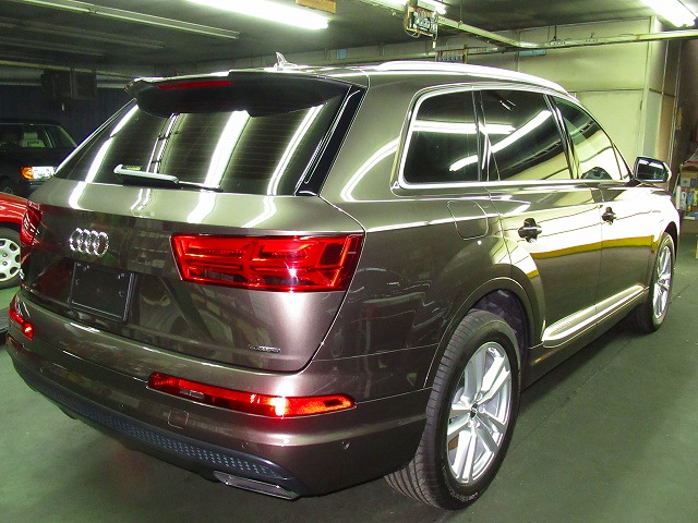 Audi アウディ　Q7　 55 　TFSI 　quattro（4MCRES）