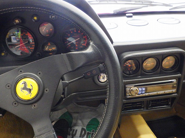 Ｆｅｒｒａｒｉ　　フェラーリ　328GTB（E-ZFFWA）