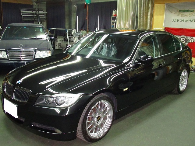 BMW　 ビーエムダブリュー 　３２３ｉ　 Ｍスポーツ（ＶＢ23）