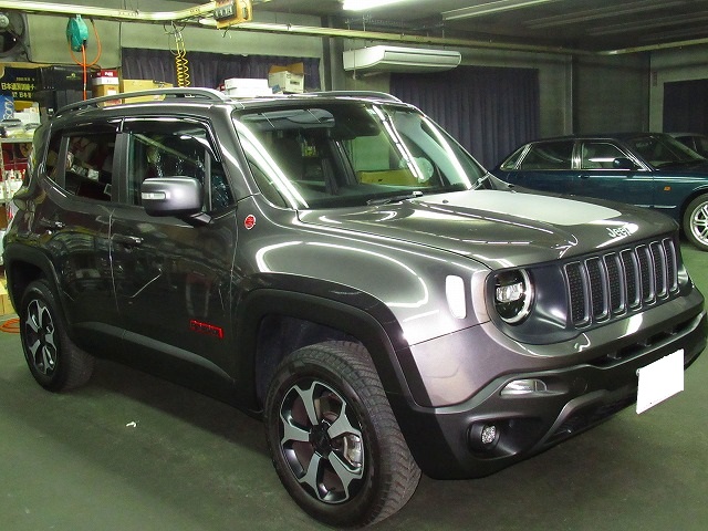 CHRYSLER 　クライスラー 　Ｊｅｅｐ 　ジープ　レネゲード　トレイルホーク（BU13）