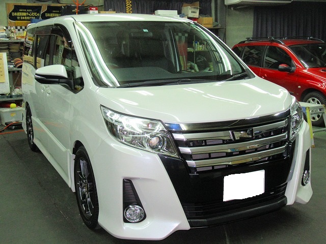 ＴＯＹＯＴＡ　トヨタ　ノアＳｉ（ZRR85WAPXSP ）