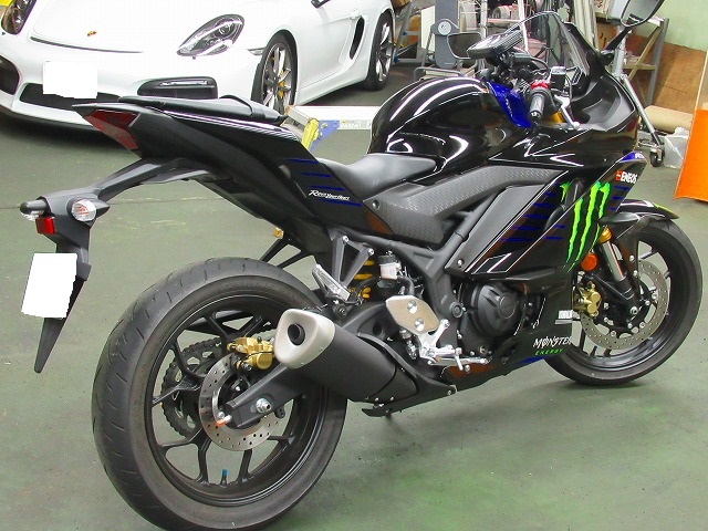 YAMAHA　ヤマハ　YZF-R3　 Monster Energy Yamaha MotoGP Edition（2BL-RH13J／H405E）