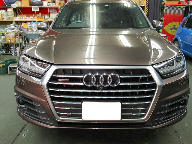 Audi 　アウディ 　Q7 　55 TFSI quattro（4MCRES）