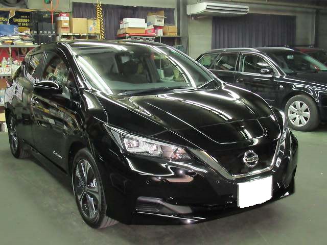 ＮＩＳＳＡＮ　ニッサン　リーフ　ＸＶセレクション（ZAA-ZE1）