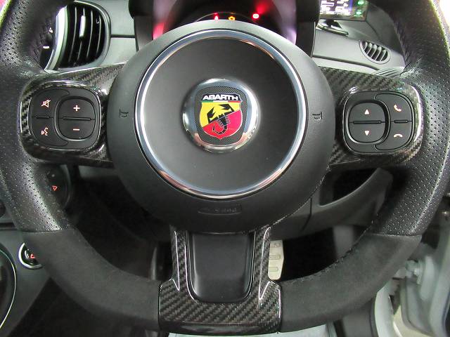 ABARTH　アバルト　 595 　COMPETIZIONE（31214T）