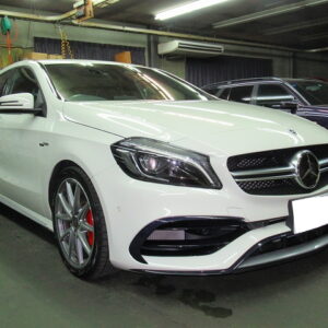 Ｍｅｒｃｅｄｅｓ－Ｂｅｎ 　メルセデスベンツ　 AMG 　エーエムジー　 A45 　４マチック 4WD（176052）磨き＆コーティング＆オプション施工終了