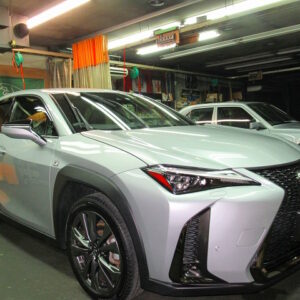 TOYOTA　トヨタ　ＬＥＸＵＳ　レクサス　ＵX250ｈ　Ｆスポーツ（　6AA-MZAH15）磨き＆ガラスコーティング＆オプション施工終了