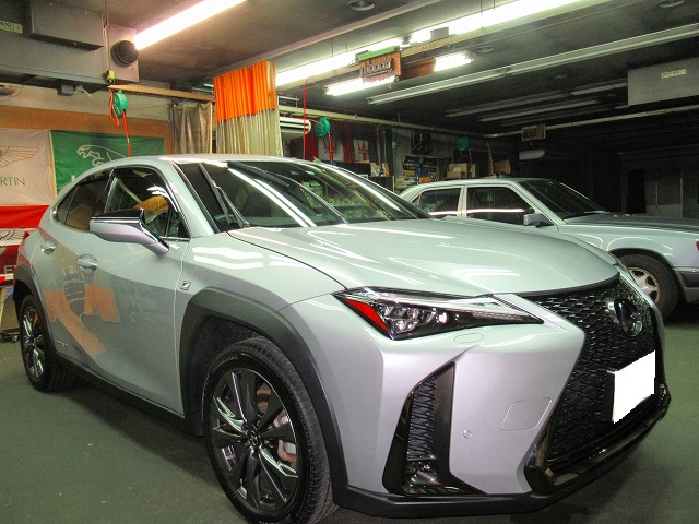 TOYOTA　トヨタ　ＬＥＸＵＳ　レクサス　ＵX250ｈ　Ｆスポーツ（　6AA-MZAH15）