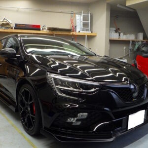 RENAULT ルノー メガーヌRS ウルティムEDC（7BA-BBM5P2）磨き 