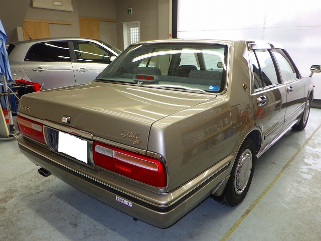 NISSAN　ニッサン　セドリック　２．０クラッシックSV（GF-Y31）