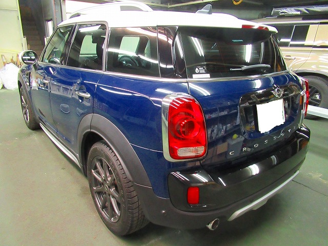 BMW　MINI　ビーエムダブリューミニ　クロスオーバー　クーパーD（LDA-YT20）