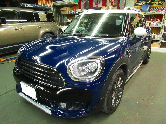 BMW　MINI　ビーエムダブリューミニ　クロスオーバー　クーパーD（LDA-YT20）