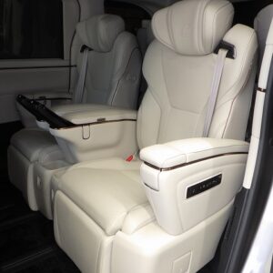 ＬＥＸＵＳ　レクサス　LM500ｈversion L（5AA- TAWH15W）オプション施工＝レザーコーティング施工終了