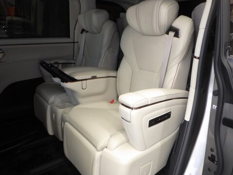 ＬＥＸＵＳ　レクサス　LM500ｈversion L（5AA- TAWH15W）オプション施工＝レザーコーティング施工終了
