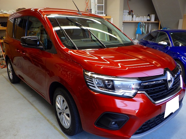 ＲＥＮＡＵＬＴ　ルノー　カングー　インテンス（KFKK9K）