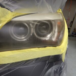 BMW ビーエムダブリュー Xー1 Sドライブ1.8i(HS15)ヘッドライトカバー=オプション施工終了