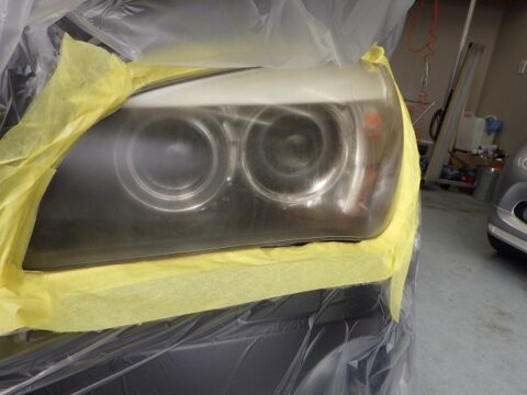 BMW ビーエムダブリュー Xー1 Sドライブ1.8i(HS15)ヘッドライトカバー=オプション施工終了