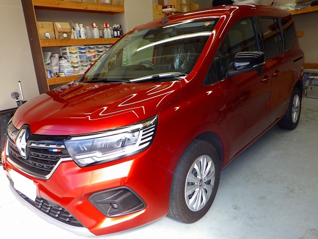 ＲＥＮＡＵＬＴ　ルノー　カングー　インテンス（KFKK9K）
