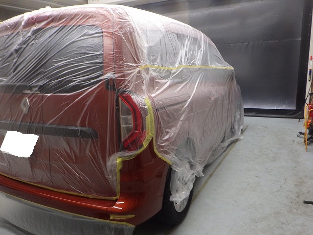 RENAULT ルノー カングー インテンス(KFKK9K)