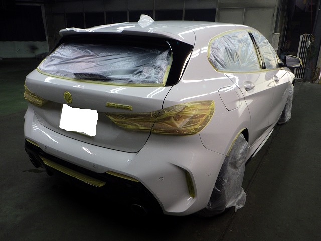 BMW ビーエムダブリュー M135 Xドライブ4WD(3BA-22GE20)