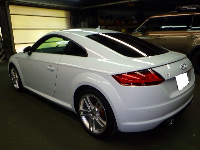 Audi　アウディ　TT　クーペ 2.0 TFSI クワトロ 4WD（ABA-FVCHHF）