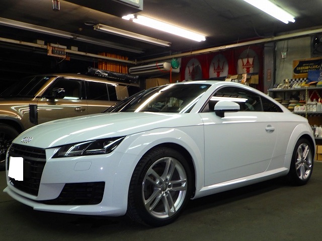 Audi　アウディ　TT　クーペ 2.0 TFSI クワトロ 4WD（ABA-FVCHHF）