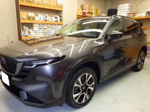 MAZDA　マツダ　CX-5　２．５G（5AA-KMYSDP）磨き＆ガラスコーティング施工終了